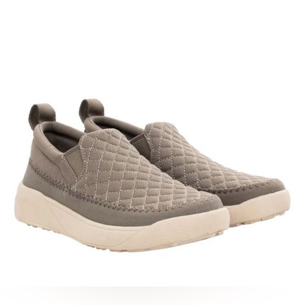 Stylish Staheekum Gray Quilted Slip-On Sneakers Size 8 - Picture 2 of 11